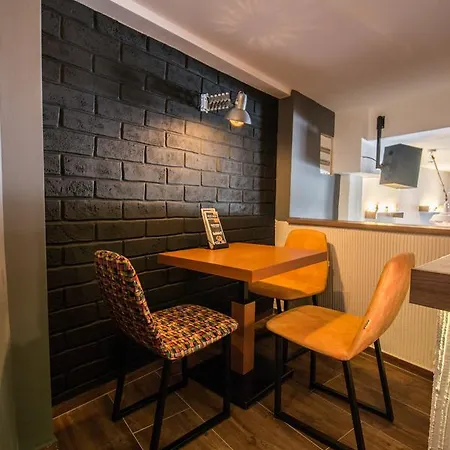Darija - City Square Apartment